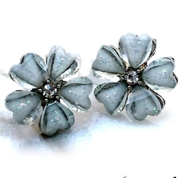 Cherryl's Jewelry - Iridescent Sparkle Grey Flower Studs